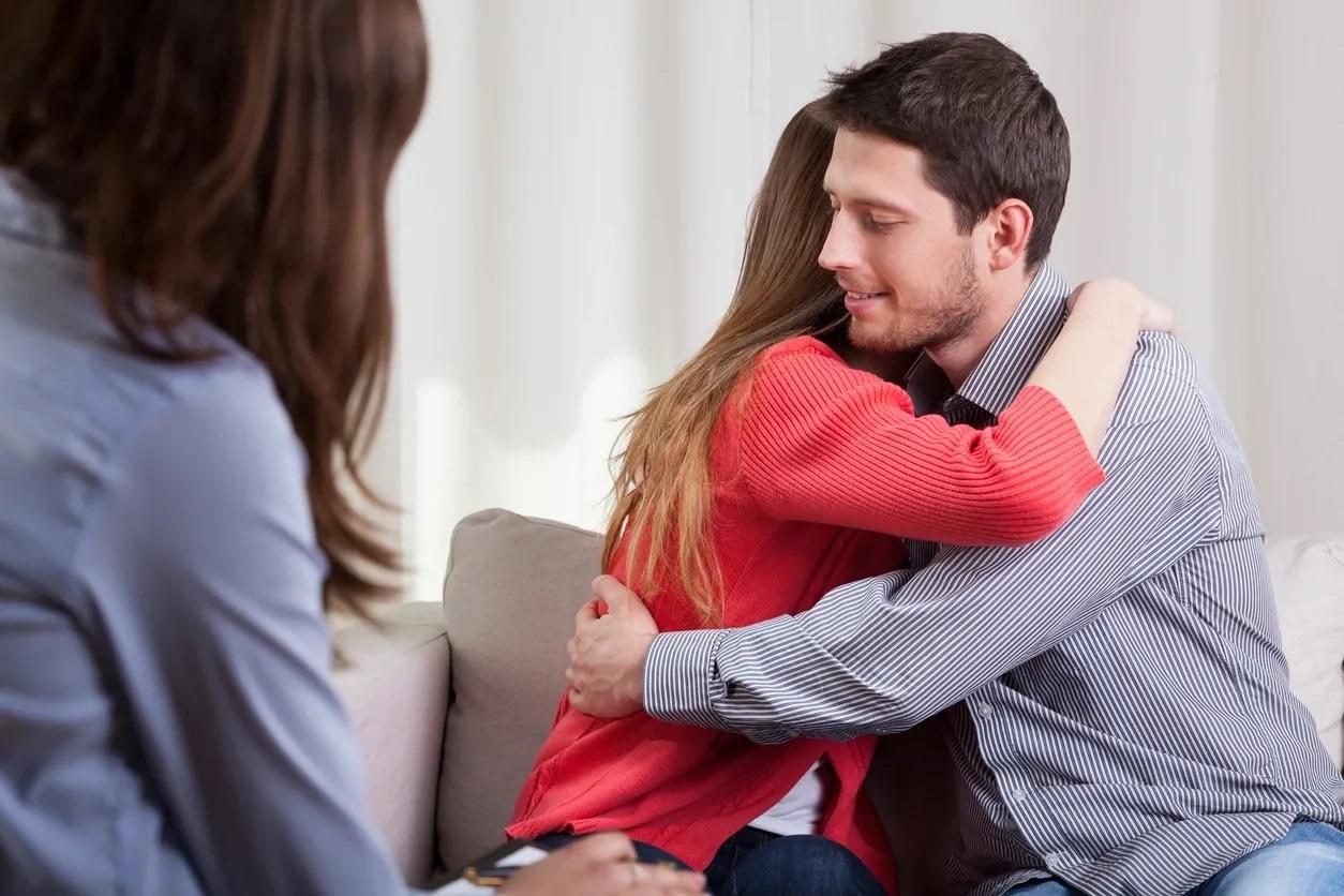Greek-speaking psychologist providing a Telehealth counselling session to a family in Oakleigh.