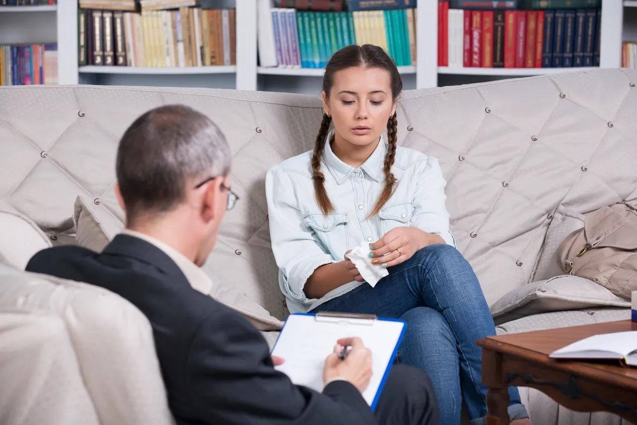 Support worker and child during an in-home behaviour therapy session in Rockingham, WA.